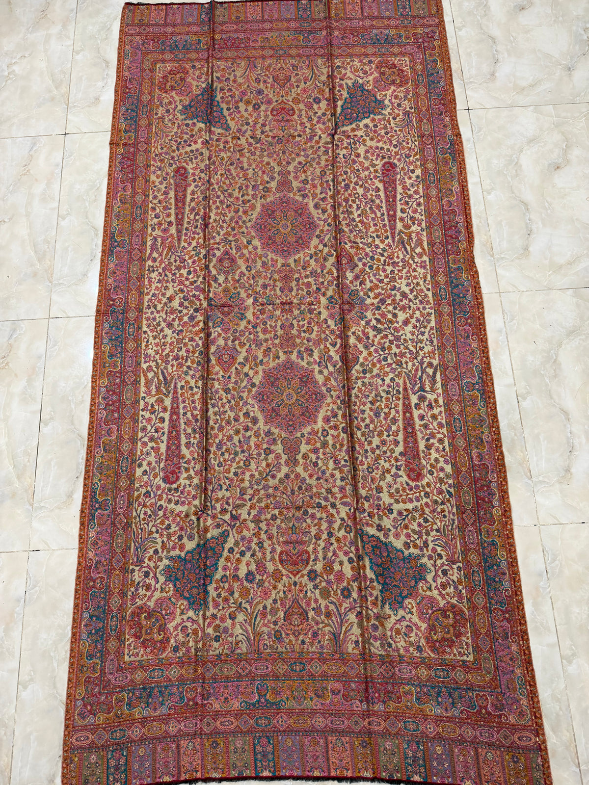 Darbar Reversible Shawl