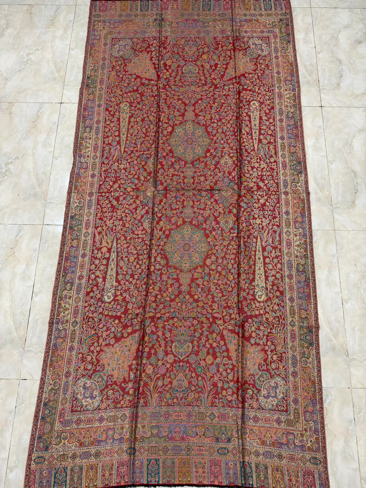 Darbar Reversible Shawl