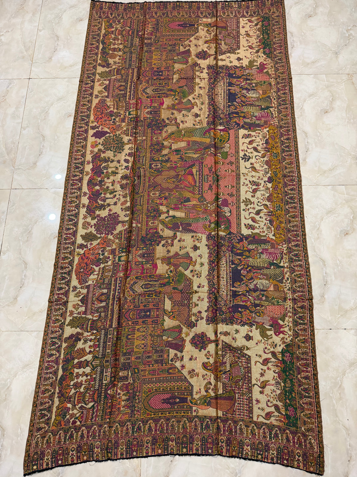 Darbar Reversible Shawl